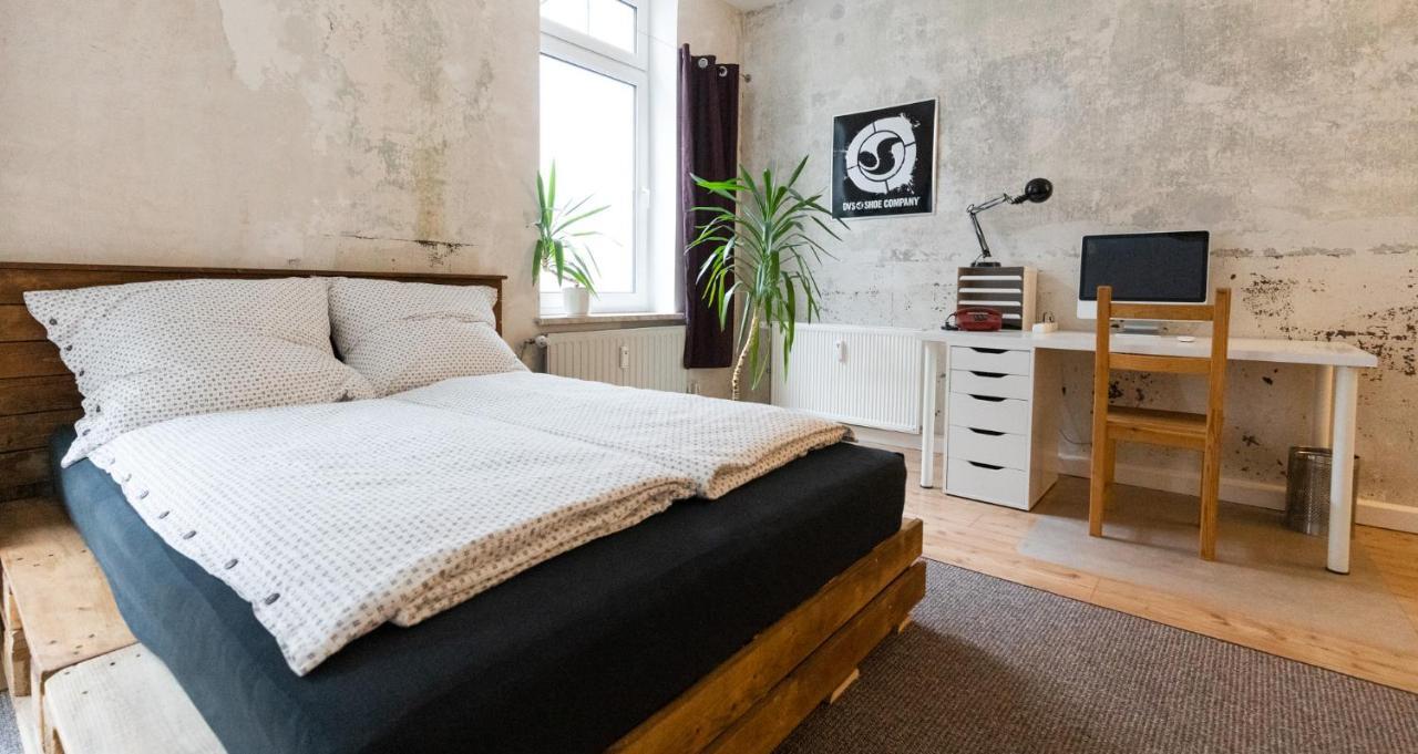 Apartment Altbau-studio 230m² Mit Wintergarten Bis 10 Pers. Erfurt